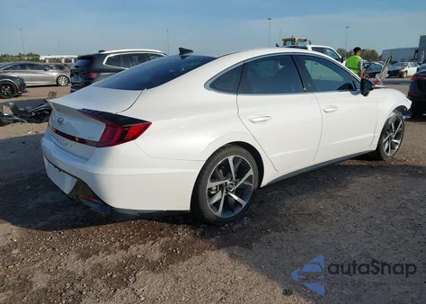 2021 Hyundai Sonata Sel Plus z USA, uszkodzony, nr VIN 5NPEJ4J21MH063353